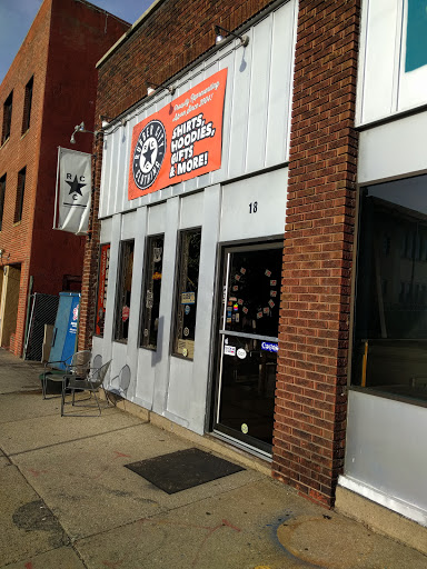 Clothing Store «Rubber City Clothing», reviews and photos, 18 N High St, Akron, OH 44308, USA