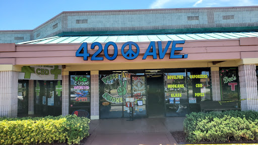 Tobacco Shop «Four Two Zero Peace Avenue», reviews and photos, 6656 US-1, Port St Lucie, FL 34952, USA
