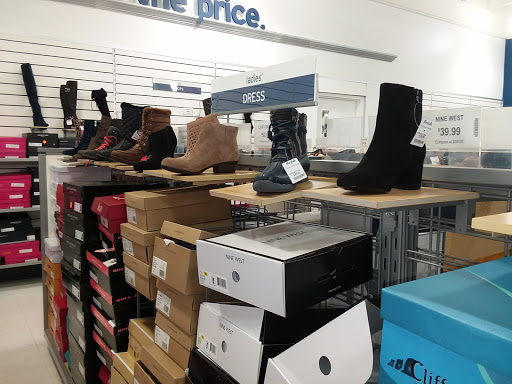 Shopping Mall «Southern Plaza Shopping Center», reviews and photos, 4200 S East St, Indianapolis, IN 46227, USA