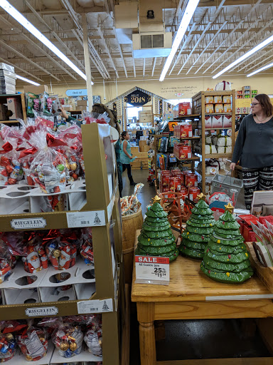 Furniture Store «Cost Plus World Market», reviews and photos, 4036 Tacoma Mall Blvd, Tacoma, WA 98409, USA