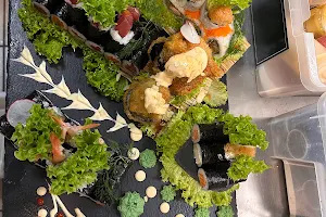 Yumi Sushi Berlin image