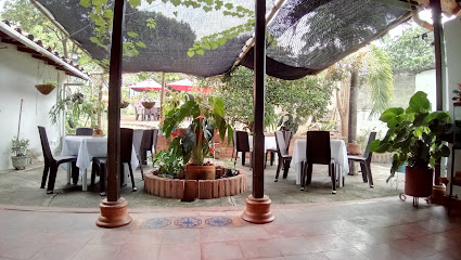 Como en casa restaurante - #9a Calle 19, San Jerónimo, Antioquia, Colombia