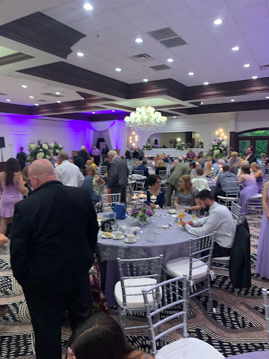 Banquet Hall «Villa Penna Banquet Office Hours: Mon-Sat 10am-6pm», reviews and photos, 43985 Hayes Rd, Sterling Heights, MI 48313, USA