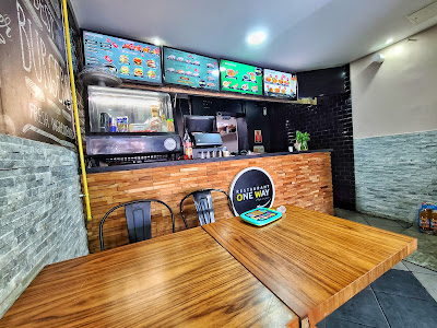 Restaurant One Way ( HALAL / TUNISIEN ) à Longjumeau