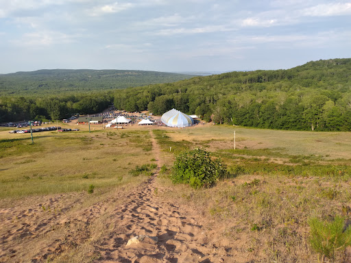Live Music Venue «Lake Superior Big Top Chautauqua: Concert Venue», reviews and photos, 32535 Ski Hill Rd, Bayfield, WI 54814, USA