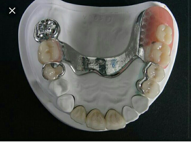 Garay Martinez Fernando Robinson - Dentista