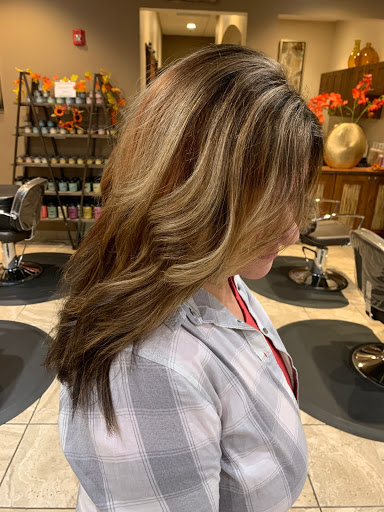 Beauty Salon «Artizan Salon», reviews and photos, 21430 SW Langer Farms Pkwy #152, Sherwood, OR 97140, USA