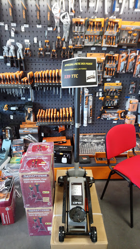 Photo 1 - Lons Pieces Auto