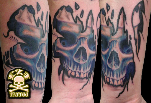 Tattoo Shop «Live 2 Imagine Tattoo Studio», reviews and photos, 132 W Main St, Endicott, NY 13760, USA