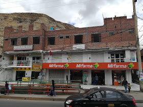 Centro Comercial "Camino Real"