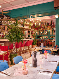 Photos du propriétaire du Restaurant français Brasserie Dubillot à Paris - n°4