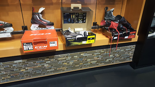 Sporting Goods Store «MonkeySports Superstore Norwood», reviews and photos, 949 Providence Hwy, Norwood, MA 02062, USA