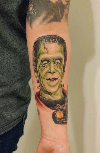 Explore sunflower and butterfly tattoo ideas, creative tattoo ideas in Hebron, available at Explosive Ink Tattoo