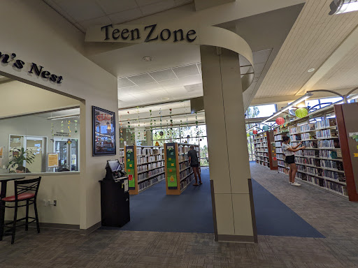 Ronald H. Roberts Temecula Public Library image