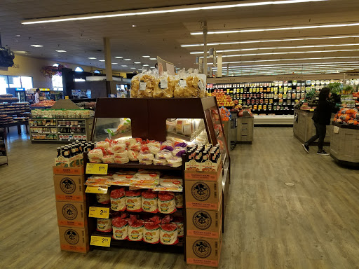 Grocery Store «Vons», reviews and photos, 2122 S Hacienda Blvd, Hacienda Heights, CA 91745, USA
