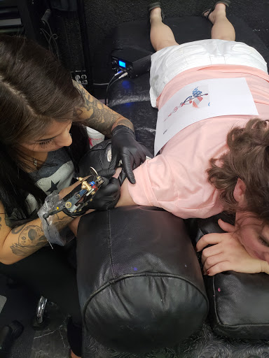 Tattoo Shop «Diamond Tattoos», reviews and photos, 7870 Culebra Rd #23, San Antonio, TX 78251, USA