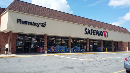 Grocery Store «Safeway», reviews and photos, 437 S King St, Leesburg, VA 20175, USA