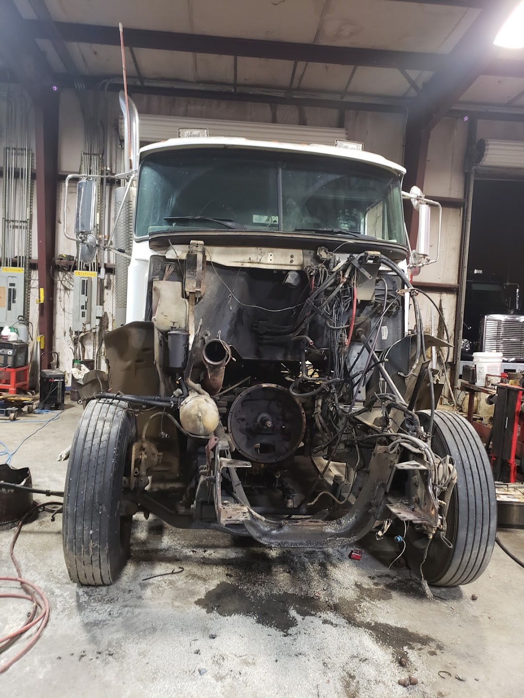 Crick Enterprises L.L.C. Diesel Truck & Trailer Repair