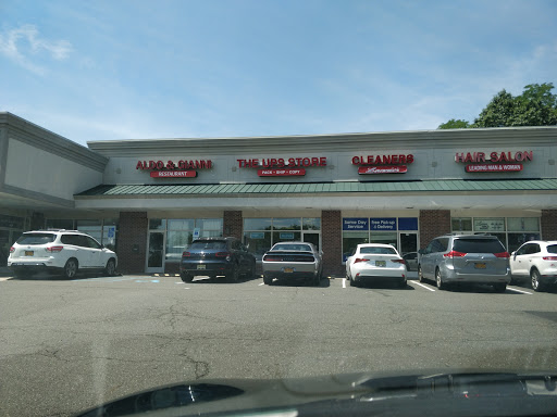 Shipping and Mailing Service «The UPS Store», reviews and photos, 110 Chestnut Ridge Rd, Montvale, NJ 07645, USA