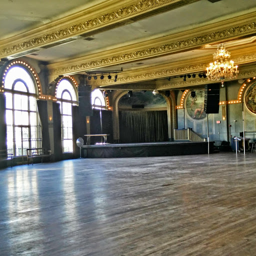 Live Music Venue «McMenamins Crystal Ballroom», reviews and photos, 1332 W Burnside St, Portland, OR 97209, USA