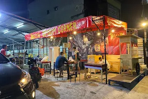 Dimsum Corner Jatiwaringin image