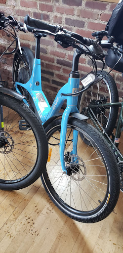 Bicycle Store «Ichi Bike», reviews and photos, 311 E Walnut St, Des Moines, IA 50309, USA