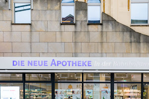 Die Neue Apotheke in der Bahnhofstraße