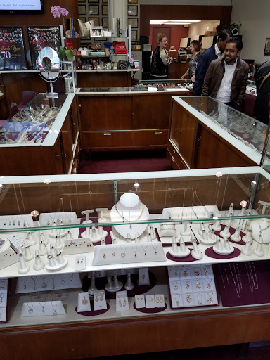 Jewelry Store «Sarah Leonard Fine Jewelers», reviews and photos, 1055 Westwood Blvd, Los Angeles, CA 90024, USA