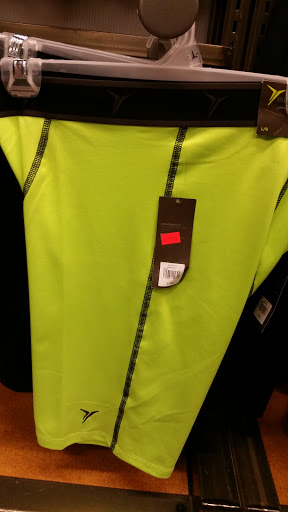 Clothing Store «Old Navy», reviews and photos, 3687 Stone Creek Blvd, Cincinnati, OH 45251, USA