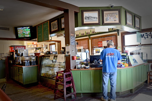 Convenience Store «Yoho General Store», reviews and photos, 10043 E Tulip Rd, Solsberry, IN 47459, USA