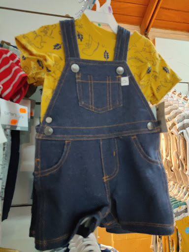 Stores to buy coveralls Cochabamba