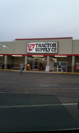 Home Improvement Store «Tractor Supply Co.», reviews and photos, 1150 W 9th St, Russellville, KY 42276, USA