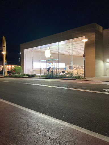 Computer Store «Apple Ridge Hill», reviews and photos, 143 Market Street, Yonkers, NY 10710, USA