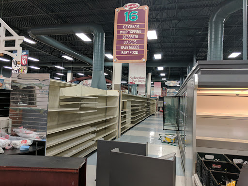 Grocery Store «Strack & Van Til», reviews and photos, 2627 N Elston Ave, Chicago, IL 60647, USA