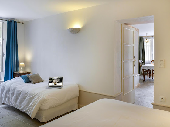 Chambres hôtels Logis Manoir de la Giraudière 37420 Beaumont-en-Véron