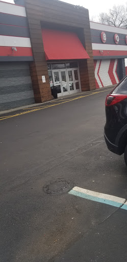 Bowling Alley «Bowlmor Norwalk», reviews and photos, 701 Connecticut Ave, Norwalk, CT 06854, USA