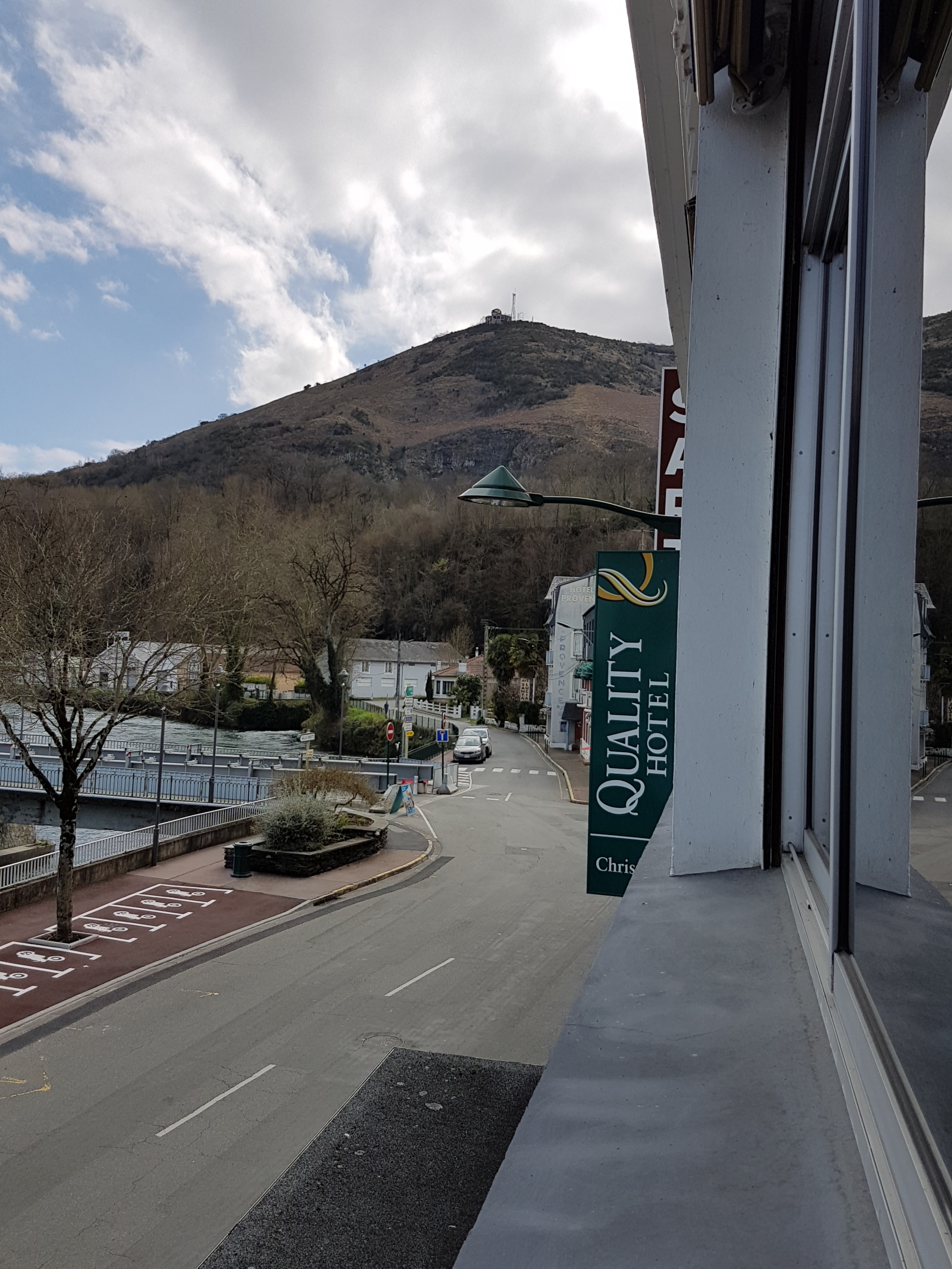 Photo n° 19 de l'avis de denis.o fait le 30/03/2018 à 17:13