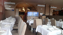 Atmosphère du Restaurant méditerranéen Chez Gilbert à Cassis - n°10