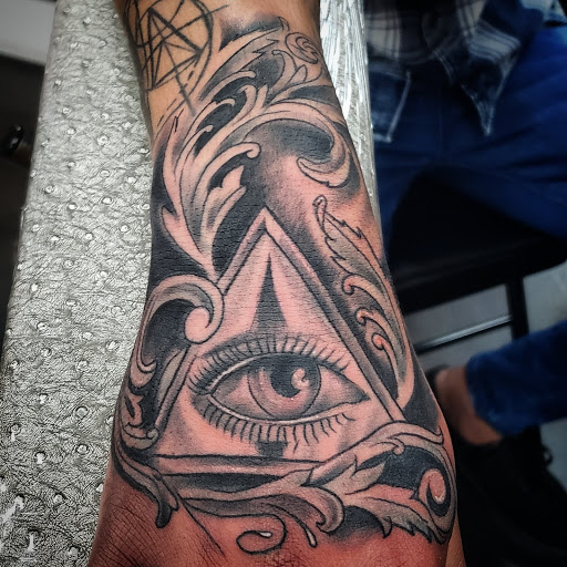 Explore lock shock and barrel tattoo ideas, creative tattoo ideas in Garden Grove, available at Dr. Tattoo Studio