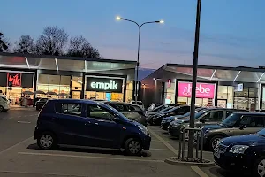 Empik image