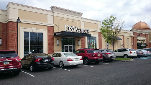 DSW Designer Shoe Warehouse, 761 Easton Rd, Warrington, PA 18976, USA, 