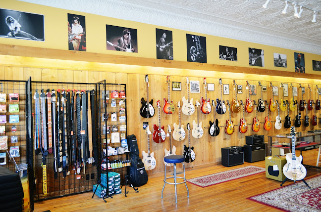 Guitar Emporium @ Maxwell's House of Music - Musical store