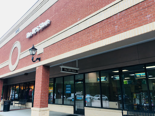 Shipping and Mailing Service «The UPS Store», reviews and photos, 9245 Poplar Ave #5, Germantown, TN 38138, USA