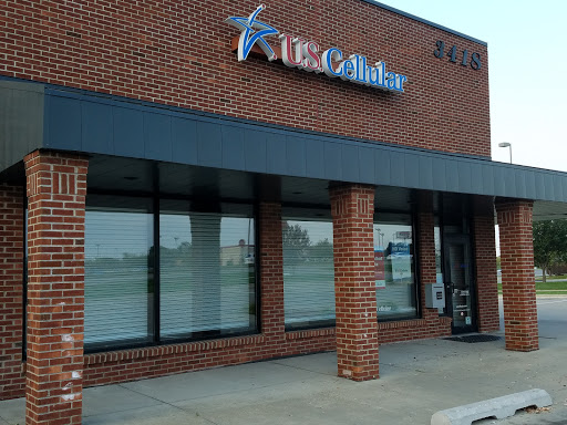 Telephone Company «U.S. Cellular», reviews and photos, 3418 8th St SW, Altoona, IA 50009, USA