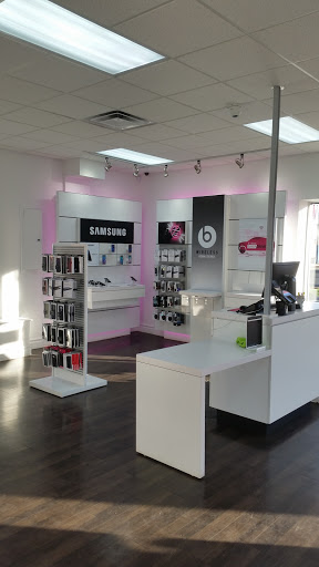 Cell Phone Store «T-Mobile», reviews and photos, 6800 Schaefer Rd, Dearborn, MI 48126, USA