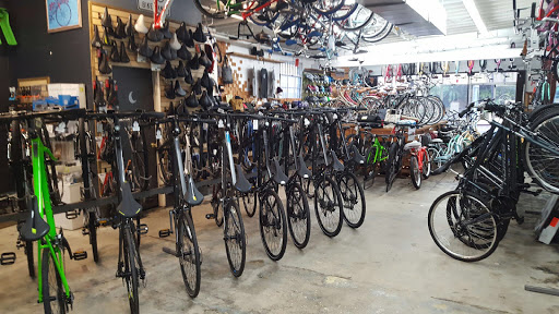 Bicycle Store «Motion Bike Shop», reviews and photos, 914 Aviation Blvd, Hermosa Beach, CA 90254, USA
