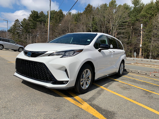 Toyota Dealer «Wellesley Toyota», reviews and photos, 234 Worcester St, Wellesley, MA 02481, USA