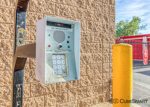 Self-Storage Facility «Storage West», reviews and photos, 7007 E Bell Rd, Scottsdale, AZ 85254, USA