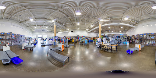 Sporting Goods Store «Road Runner Sports», reviews and photos, 7063 SW Nyberg St, Tualatin, OR 97062, USA