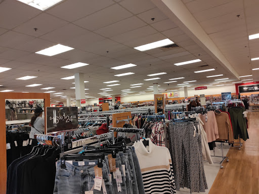 Department Store «T.J. Maxx», reviews and photos, 561 US-1, Edison, NJ 08817, USA